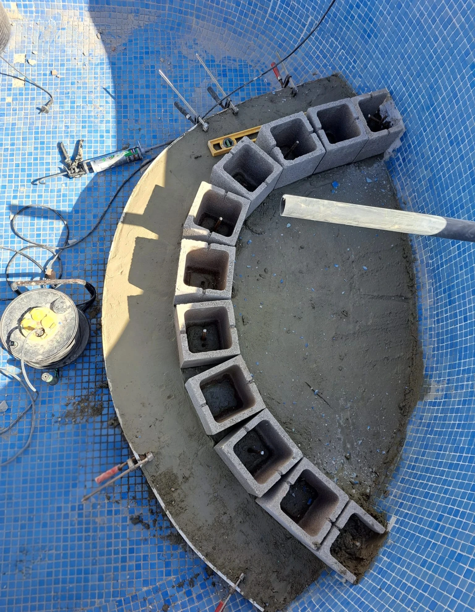 Escalera de piscina